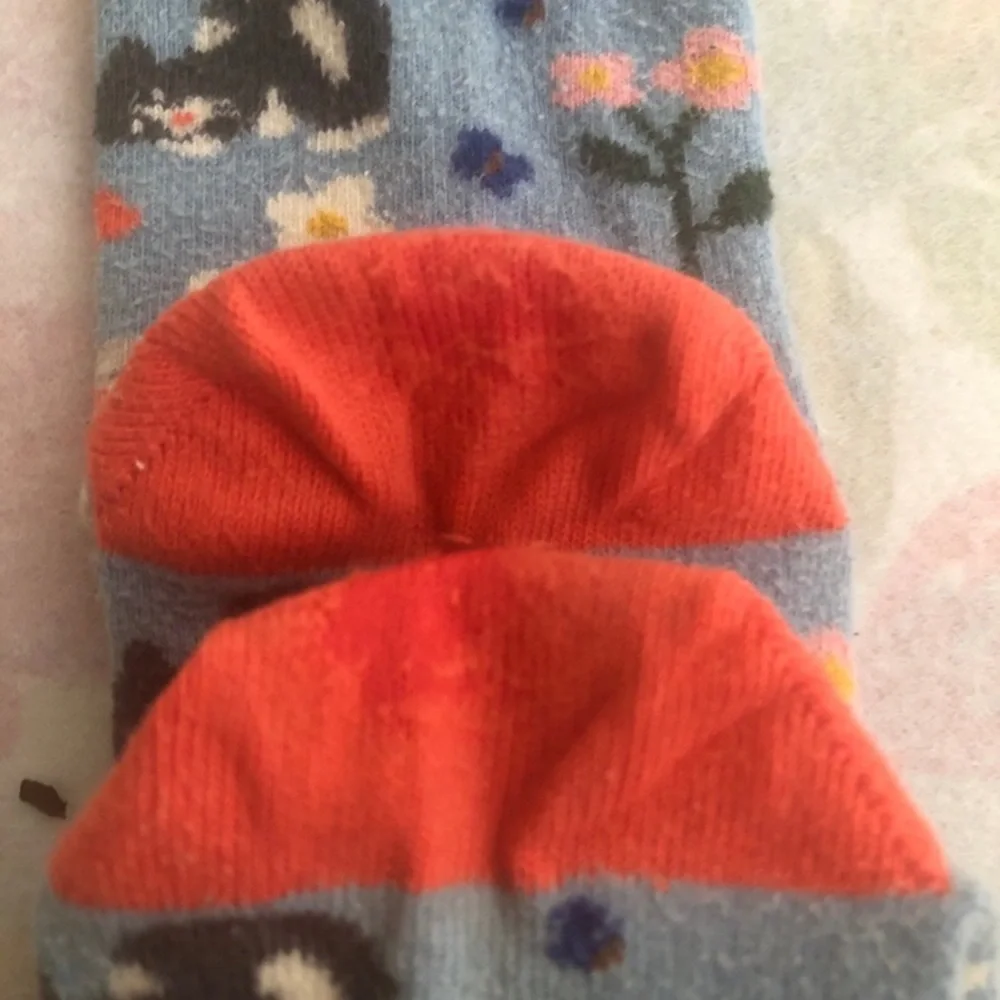 Mini boden cat print socks. Size 10-13.